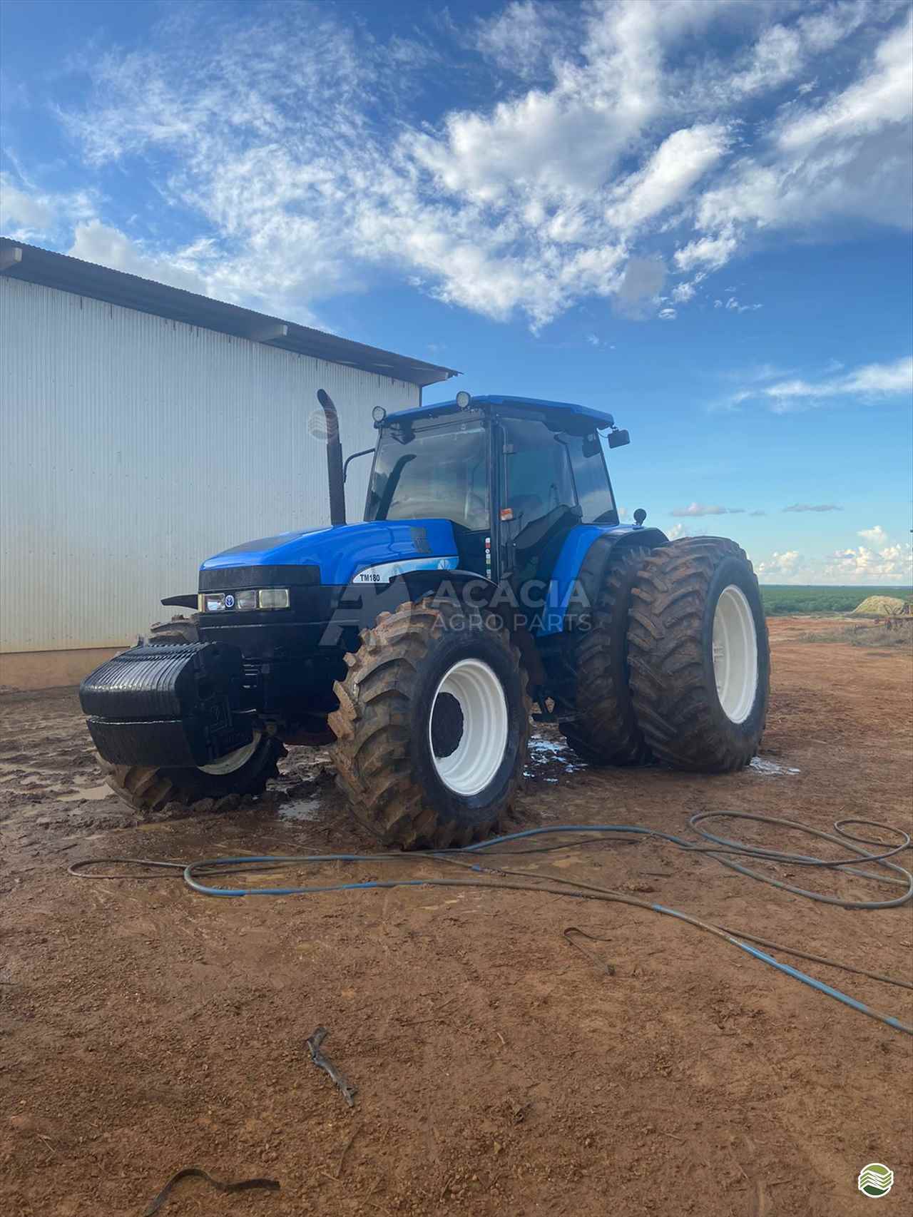 TRATOR NEW HOLLAND NEW TM 180 Tração 4x4 Acácia Agro Parts PARANATINGA MATO GROSSO MT
